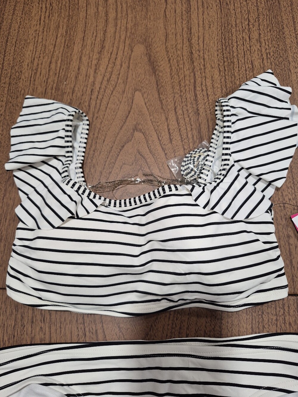 NWT Vince Camuto Cruise 2 Piece Striped Swimsuit - Picture 2 of 14